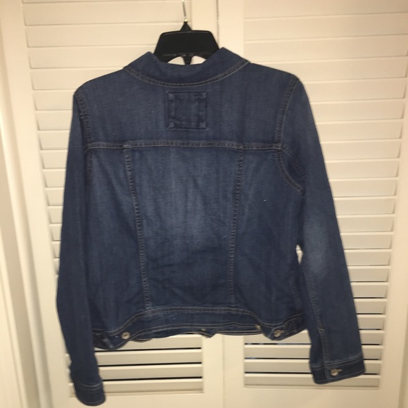 Like new! Sonoma denim/jean jacket. - Picture 7 of 8